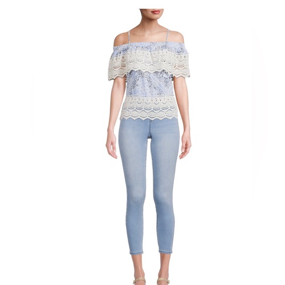 NO BOUNDARIES Womens Off Shoulder Blouse Size Medium 7-9 Juniors New - Picture 5 of 8